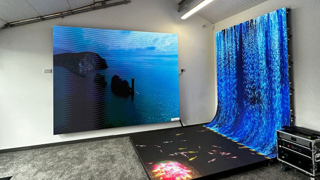Creating Seamless Visual Journeys with Flexible LED - UNIFY VSN Ltd